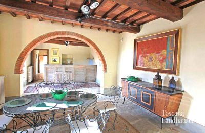 Maison de campagne à vendre Arezzo, Toscane:  RIF 2993 Essbereich mit Rundbogen