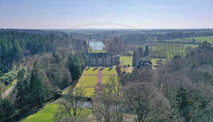 ???images??? Fine 14/16th C Historical monument and vast lake for sale