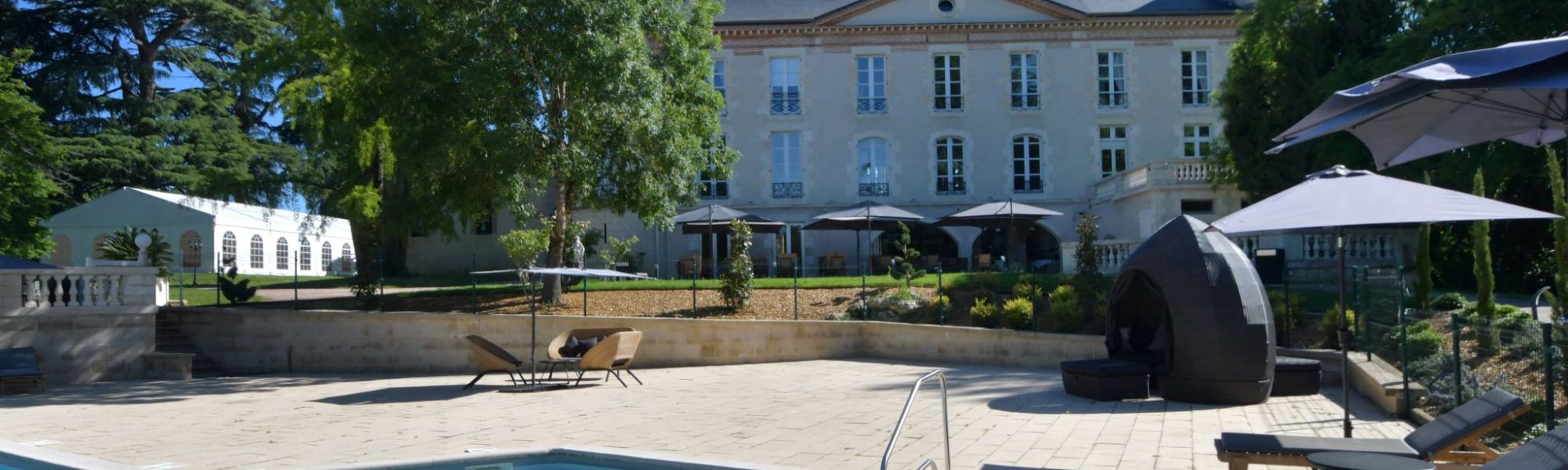 ???images??? 17th renovated Chateau hotel for sale near Agen