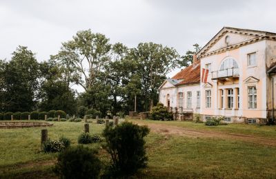 Manoir à vendre Gatarta, Gatartas Muiža, Vidzeme:  Vue extérieure