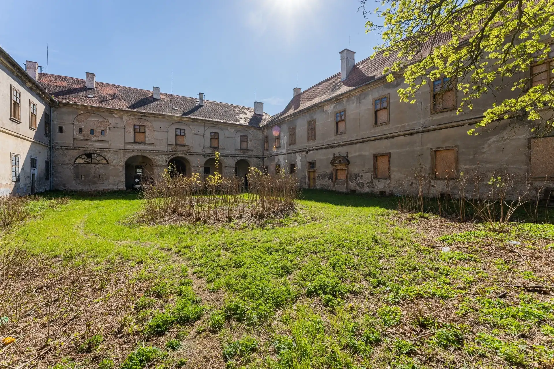 Photos Ensemble de château baroque précoce en Bohême du Nord