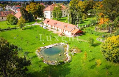 Château à vendre Mirošov, Zámek Mirošov, Plzeňský kraj:  