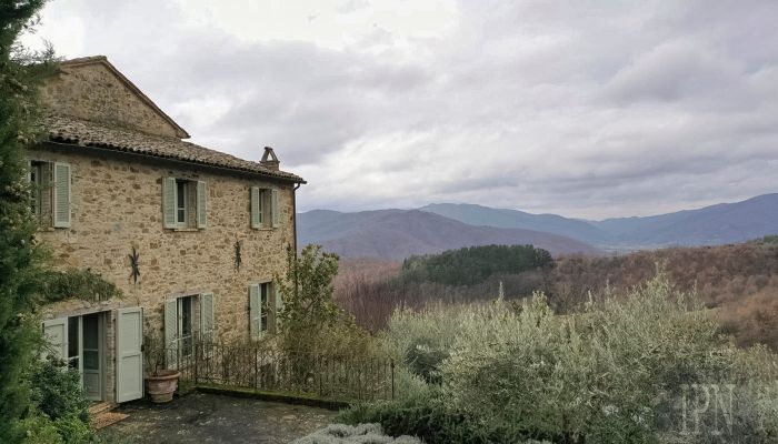 Ferme à vendre Città di Castello, Ombrie,  Italie