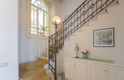 Villa historique à vendre 28838 Stresa, Piémont:  Escalier