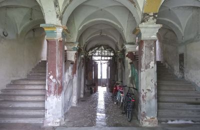 Château à vendre Pisarzowice, Voïvodie d'Opole:  Vestibule