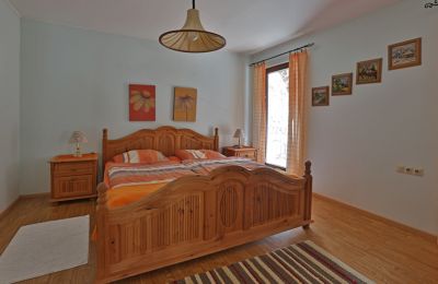 Demeure historique à vendre 72574 Bad Urach, Bade-Wurtemberg, Schlafzimmer Ferienwohnung
