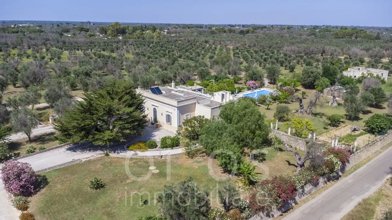 Photos Stylische Villa mit Gartenparadies und Orangenhain in Oria