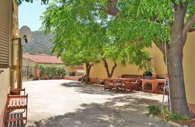 Maison à vendre Badesi:  RIF 2705 Innenhof und Nebengebäude