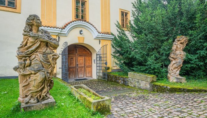 Château médiéval Třebotov, Région de Bohême-Centrale