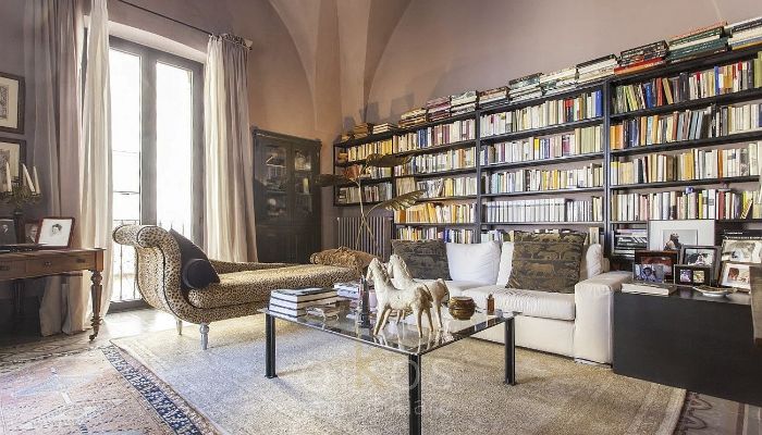 Appartement stylé dans un palais rénové à Oria