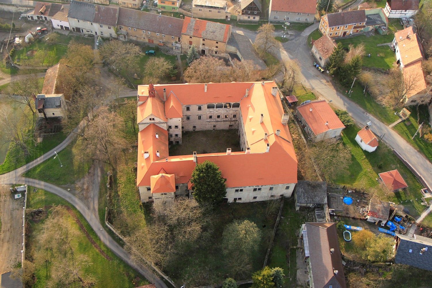 Photos Château Renaissance partiellement rénové au nord de Prague
