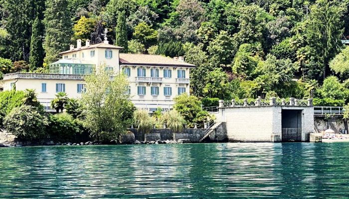 Demeure historique à vendre 28824 Oggebbio, Piémont,  Italie