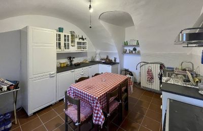 Villa historique à vendre 28824 Oggebbio, Piémont:  Cuisine