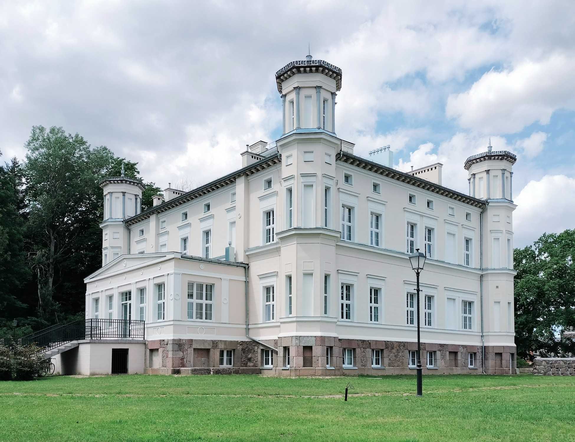Poméranie occidentale : Vivre dans un palais près de la mer Baltique