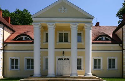 Château à vendre Radoszewnica, Silésie:  Portique