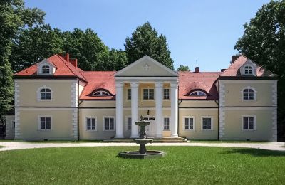 Château à vendre Radoszewnica, Silésie, Vue extérieure