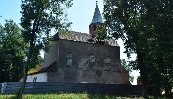 Château médiéval Karłowice 4