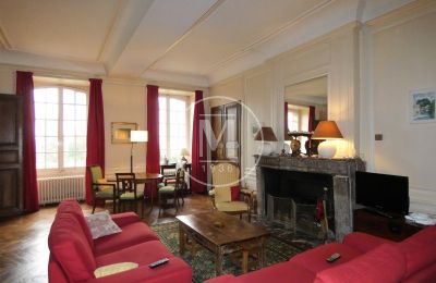 Immobilier historique à vendre Chaumont-en-Vexin:  