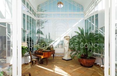 Villa historique à vendre Griante, Lombardie:  Entrance Hall