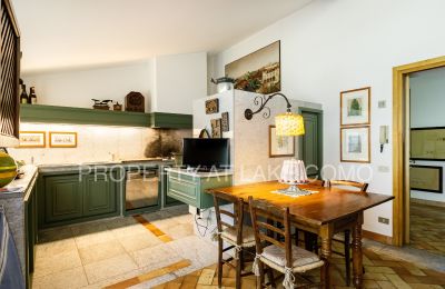 Villa historique à vendre Griante, Lombardie:  Kitchen