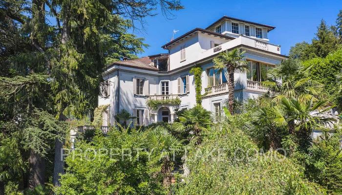 Villa historique à vendre Dizzasco, Lombardie,  Italie