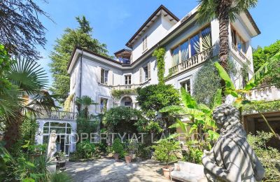 Demeure historique à vendre Dizzasco, Lombardie, Vue extérieure