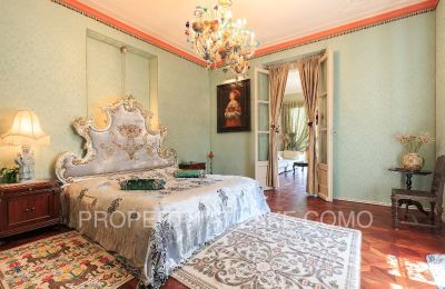 Villa historique à vendre Dizzasco, Lombardie:  Chambre à coucher