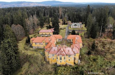 Manoir à vendre Karlovy Vary, Karlovarský kraj:  Terrain