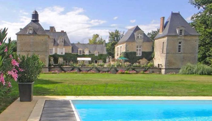 ???images??? Stunning ISMH Listed Château in the Loire Valley for sale