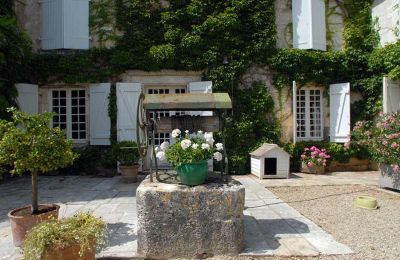 Immobilier historique à vendre Charente:  
