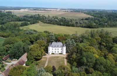 Château à vendre Châteauroux, Centre-Val de Loire:  Drone