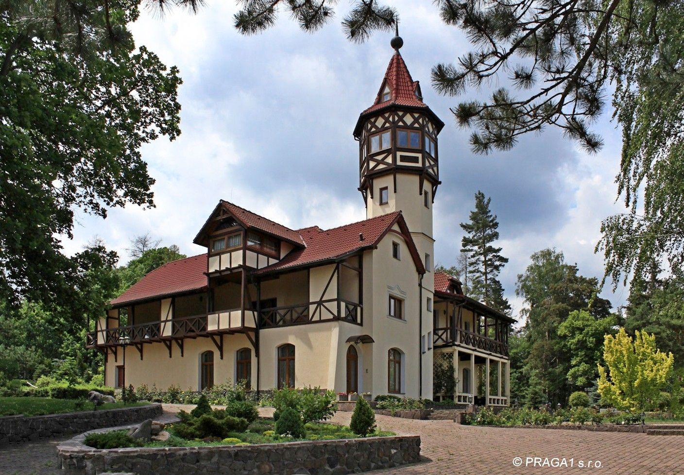 Photos Villa éclectique près de Karlovy Vary, 6 hectares de terrain