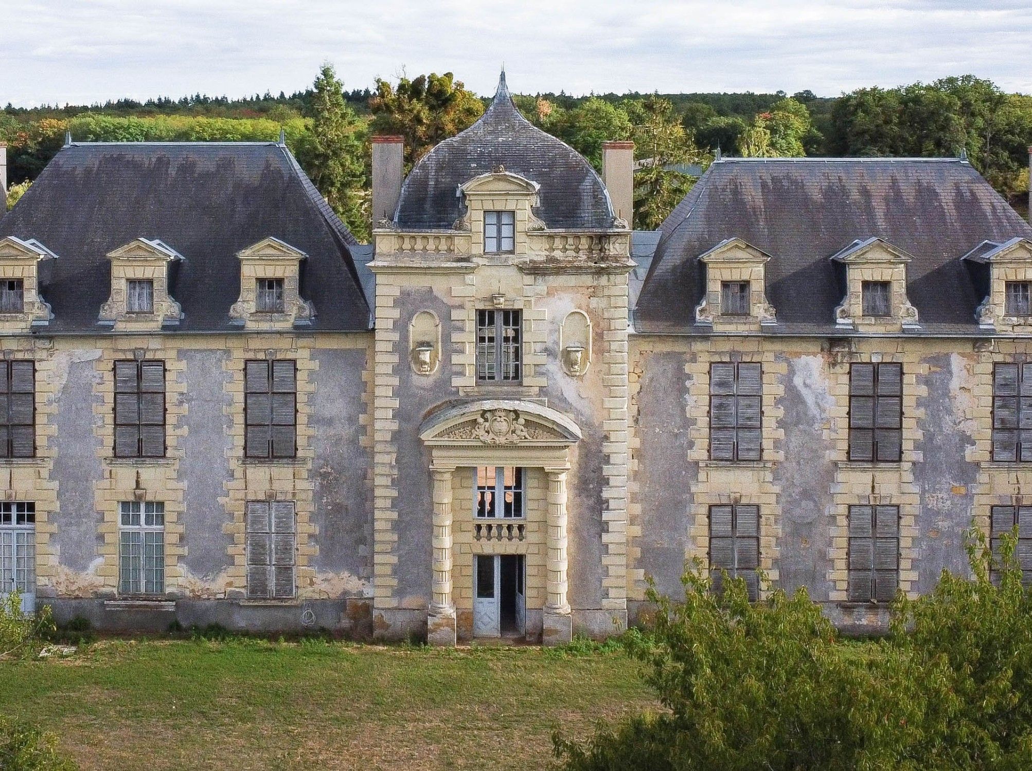 Photos Château du début du XVIIe siècle à Loudun, Nouvelle-Aquitaine