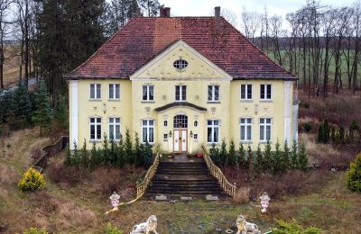 Propriétés, Manoir près de Szczecin, lacs de Poméranie