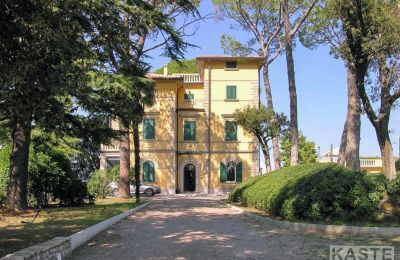 Demeure historique à vendre Terricciola, Toscane, Vue extérieure