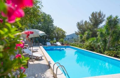 Immobilier historique a vendre  Moglio:  