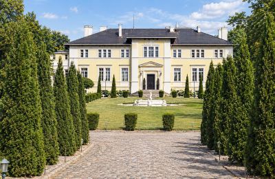 Biens de caractère, Manoir au bord d'un lac en Mazurie, près d'Olsztyn