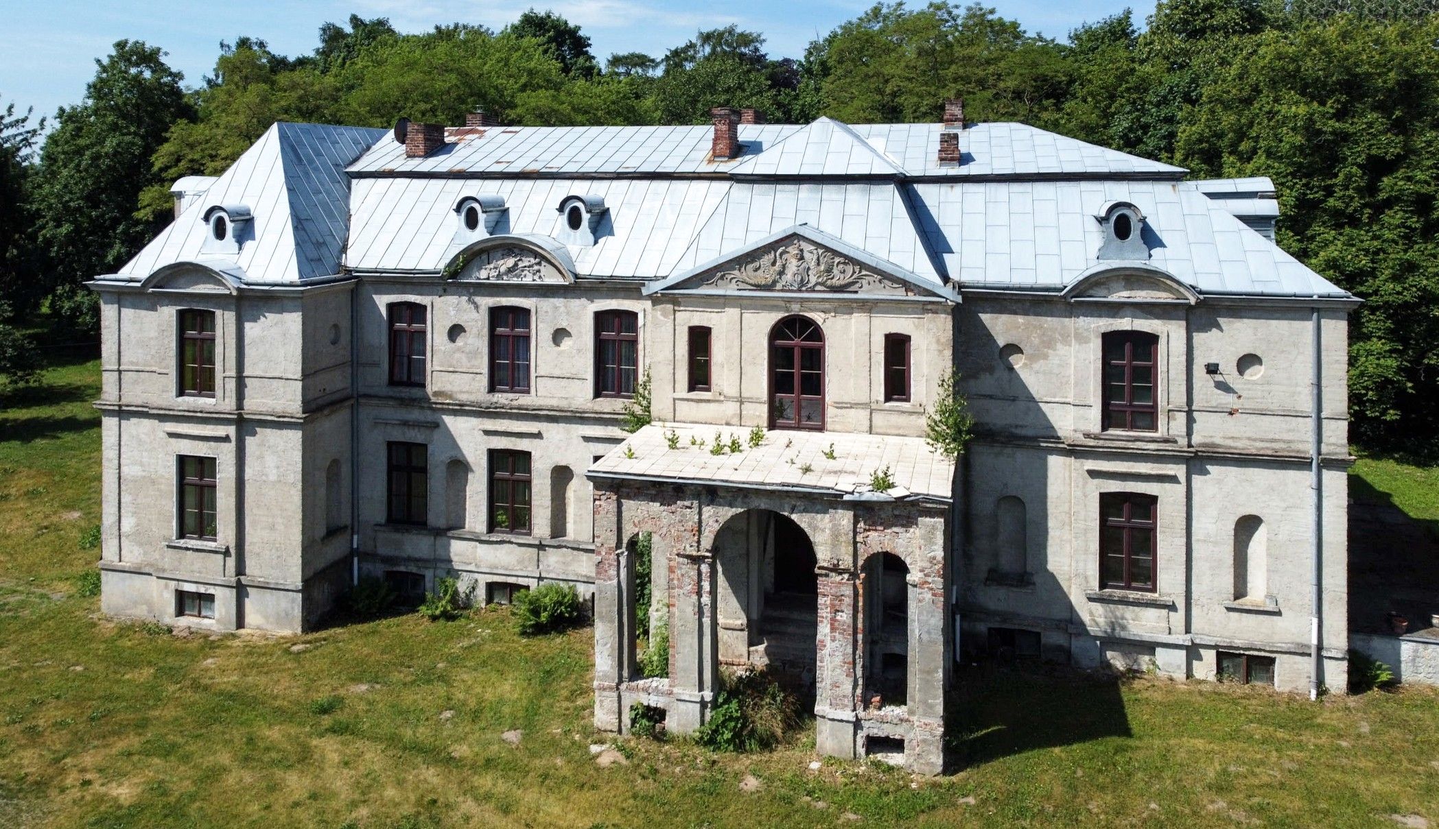 Photos Manoir et parc près de Bydgoszcz et Varsovie