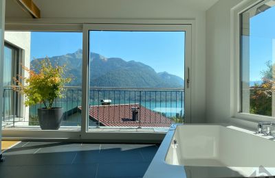 Maison a vendre  Sankt Gilgen:  Masterbad - Badewanne, Dusche, Seeblick