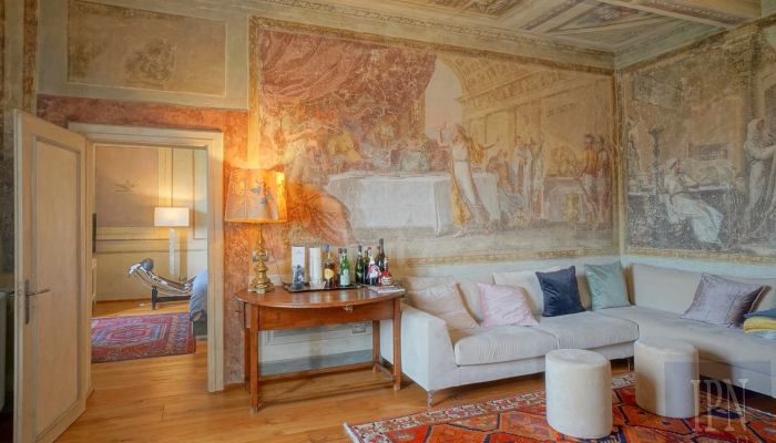 Appartement décoratif dans un palazzo à Arezzo