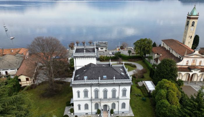 Demeure historique à vendre 28040 Lesa, Piémont,  Italie