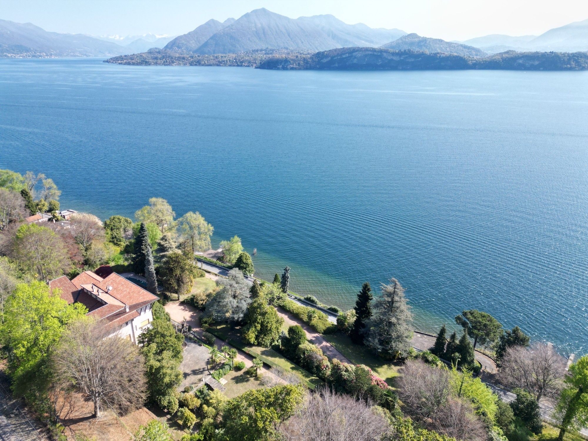 Photos Grande demeure avec dépendance, piscine, jardin et plage privée