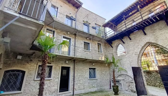 Maison de campagne à vendre 28838 Stresa, Piémont,  Italie