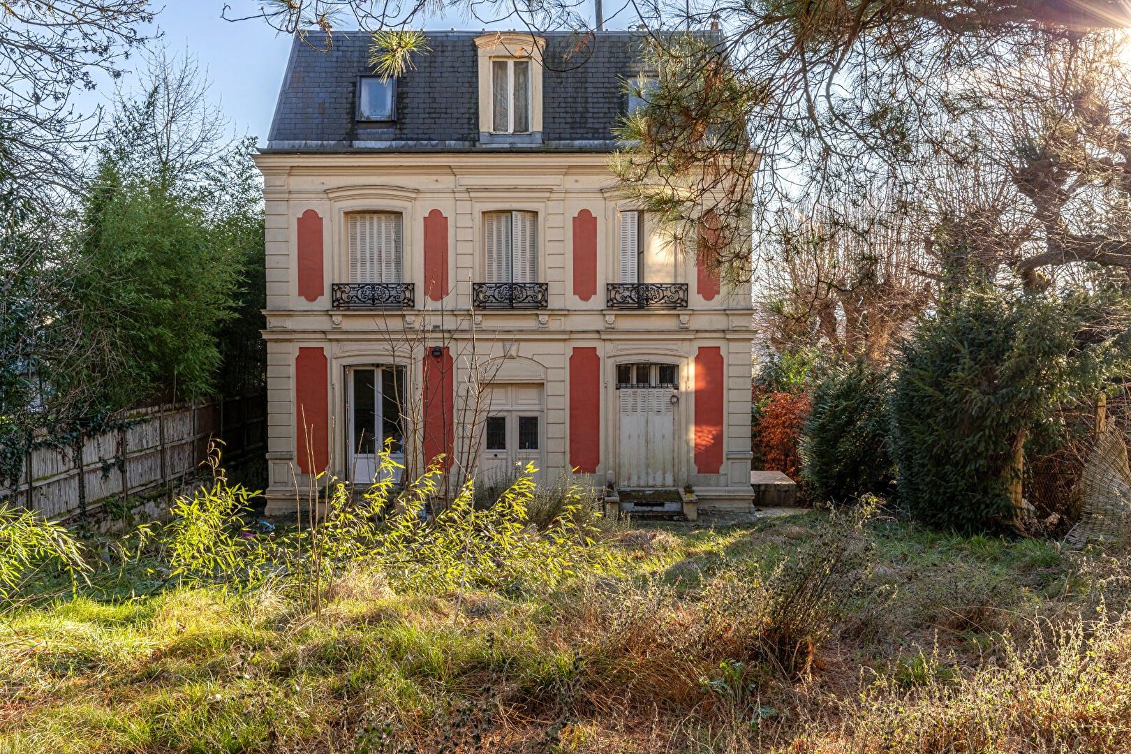 Photos Belle maison dans la banlieue parisienne de Sèvres