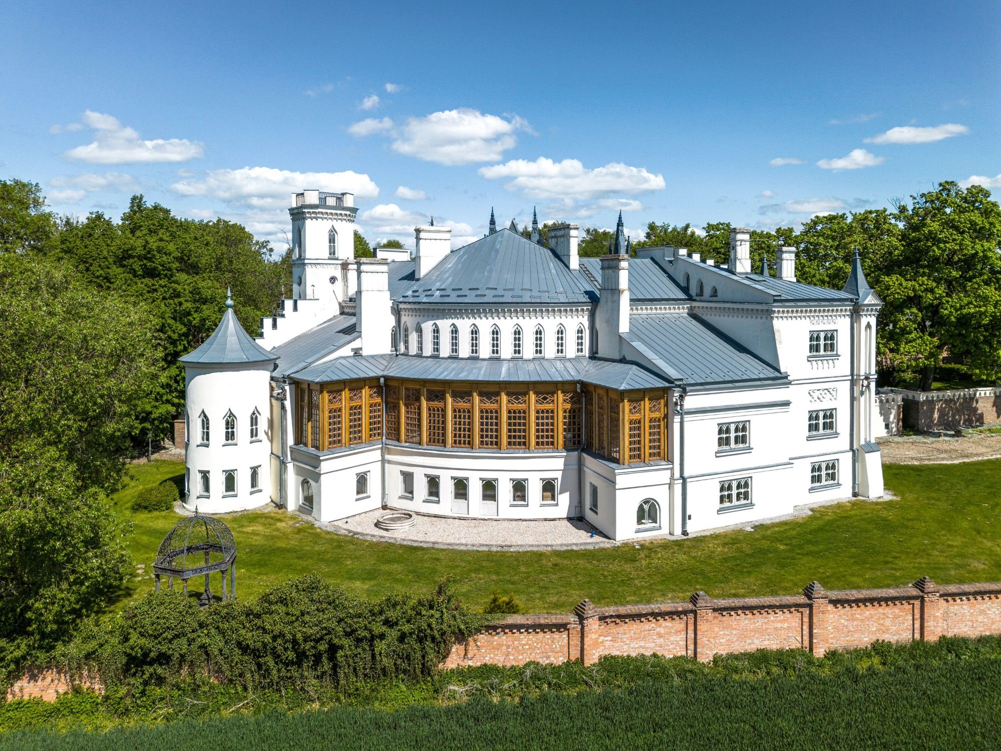Photos Château parfaitement rénové près de Varsovie