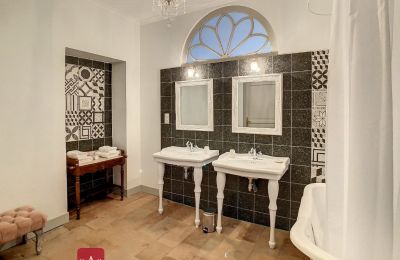 Château à vendre 31000 Toulouse, Occitanie, Salle de bain