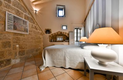 Propriété historique à vendre Vers-Pont-du-Gard, Occitanie, Image 9/31