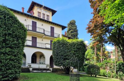 Demeure historique à vendre 28838 Stresa, Piémont, Image 2/45