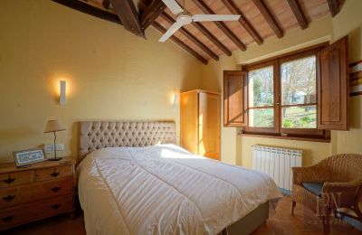 Maison de campagne à vendre 06019 Preggio, Ombrie, Chambre à coucher