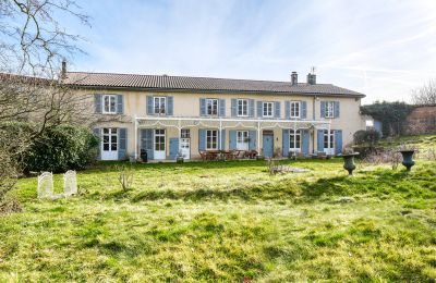 Manoir à vendre Vaugneray, Auvergne-Rhône-Alpes, Vue extérieure